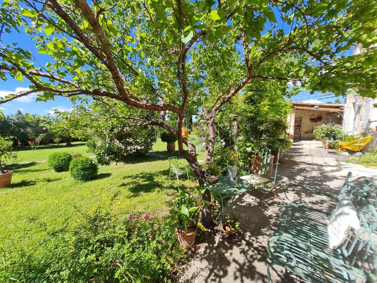 Domaine La Condamine Crillon Le Brave Hotel Bagian luar foto