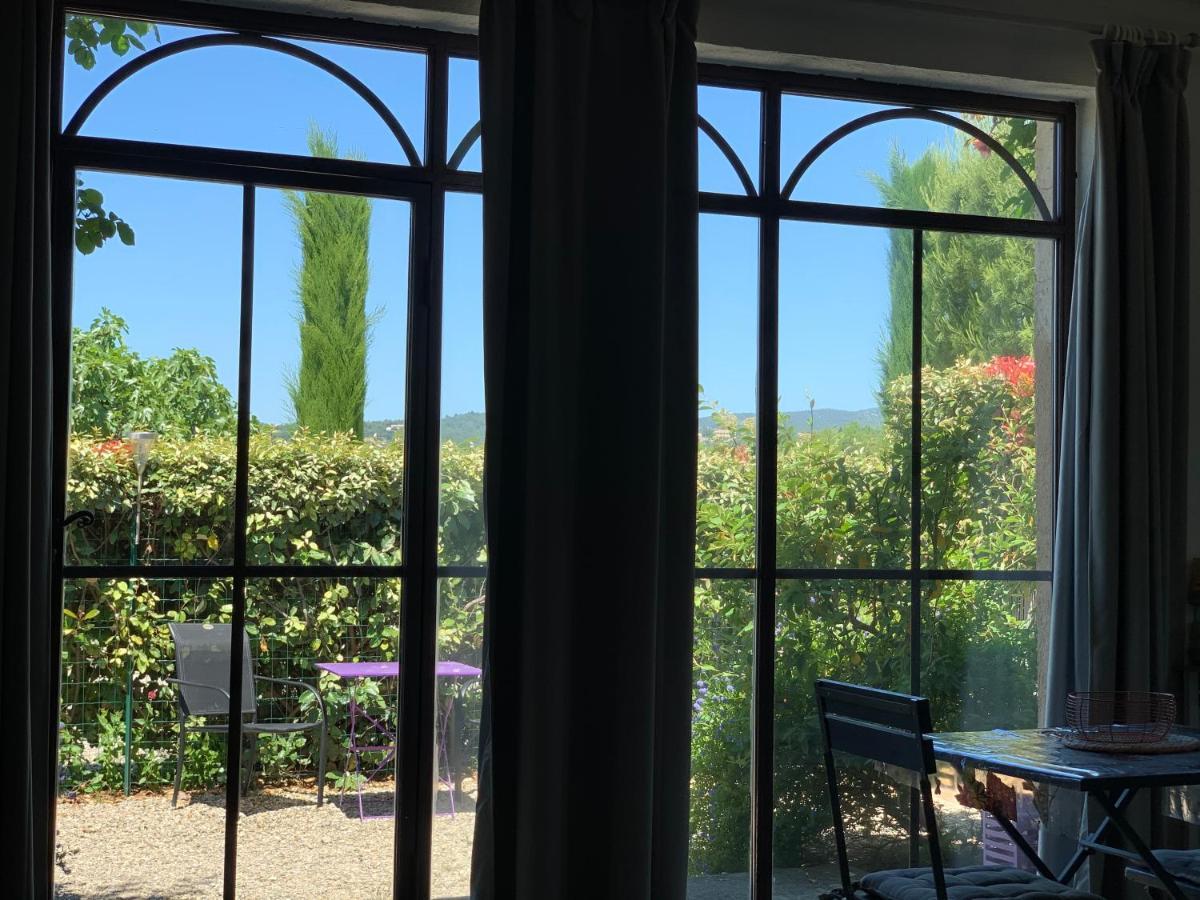 Domaine La Condamine Crillon Le Brave Hotel Bagian luar foto